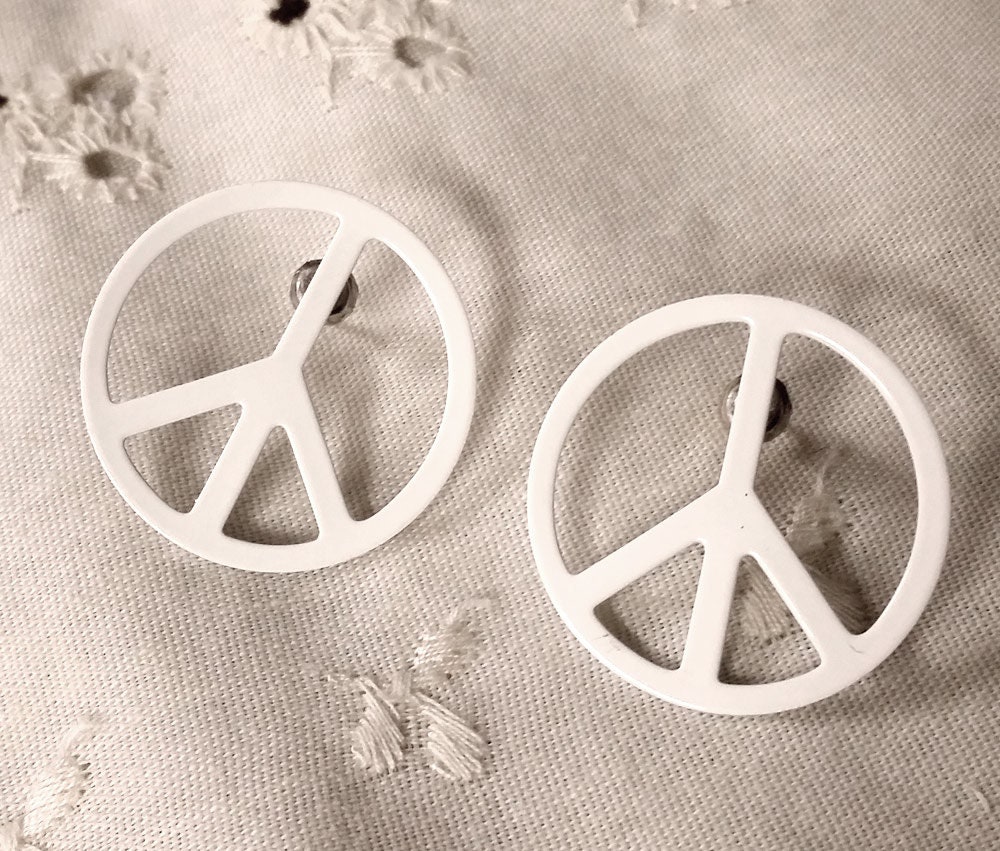 1970Er Jahre Weiße Emaille Peace Zeichen Ohrstecker Ohrringe von collectiblejewels