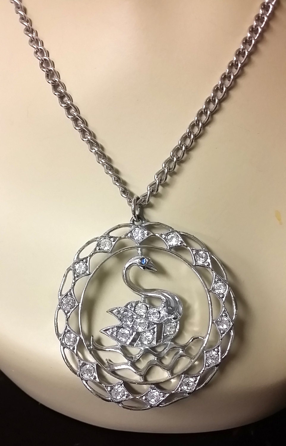 1974 Sarah Coventry Swan Lake Silvertone Klar Strass Halskette von collectiblejewels