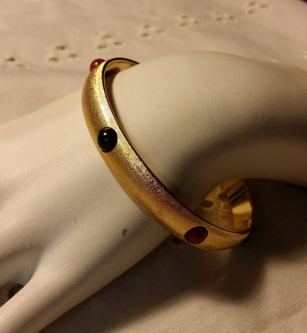 Jahrgang Monet Armreif Florentiner Finish 1970S 1980S Gebürstet Goldtone Strukturierte Oberfläche M von collectiblejewels