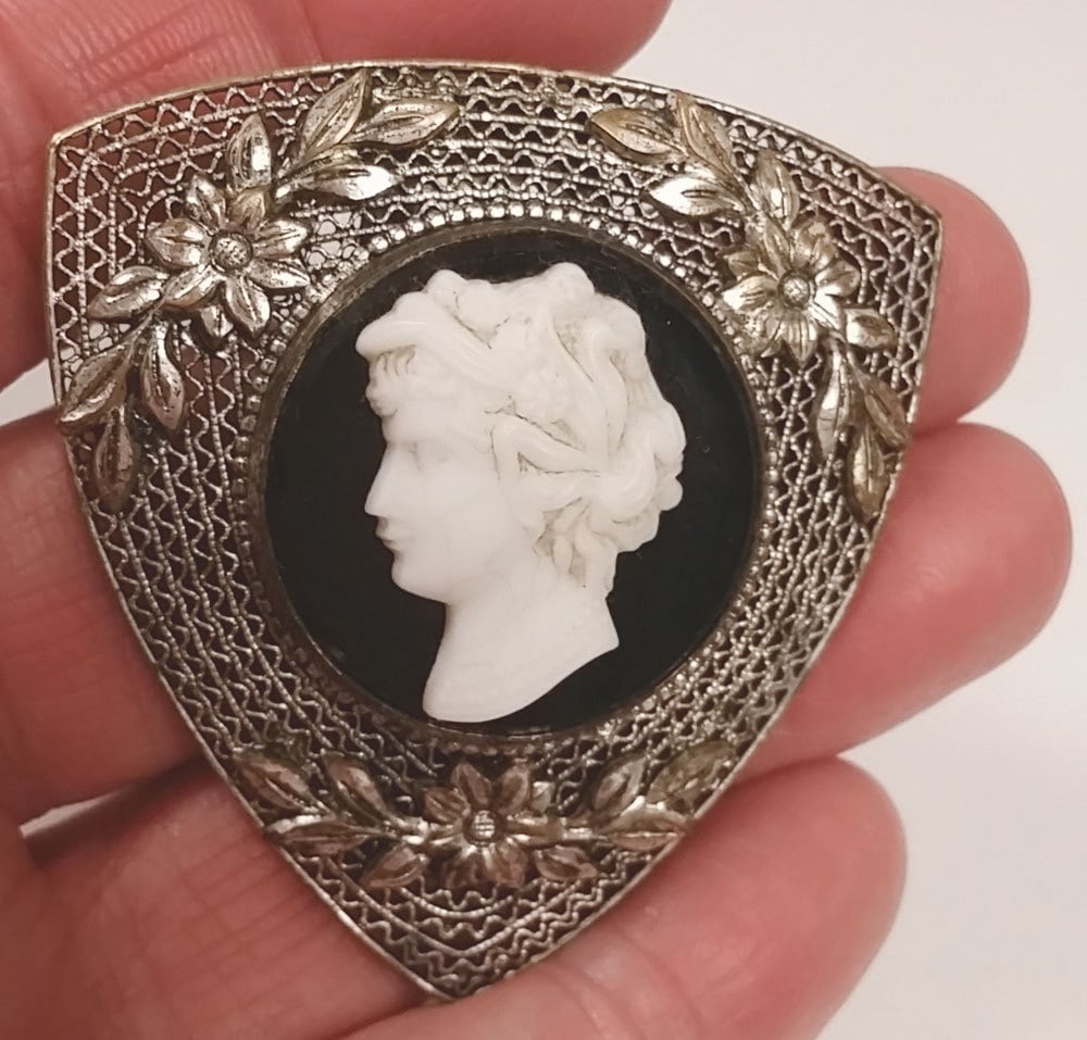 Seltene Cameo Filigranes Kleid Clip 1939 Brique Tschechoslovaquie von collectiblejewels