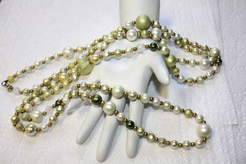 Vintage Coro Kunstperlen Halskette 122 cm 1960Er Jahre von collectiblejewels