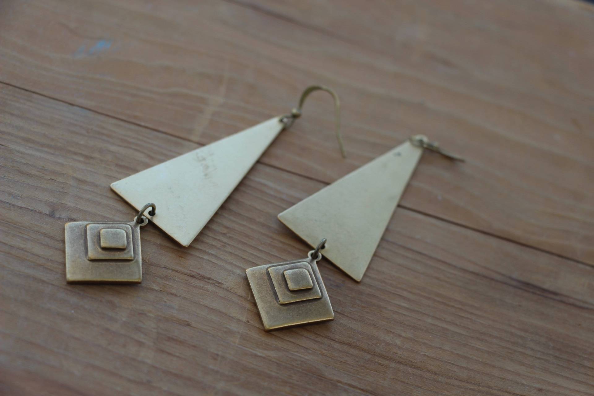 Dreieck Und Geschichteten Diamant-statement-Ohrringe Dreieck Und Geschichteten Diamant-statement-Ohrringe von collectingnectar