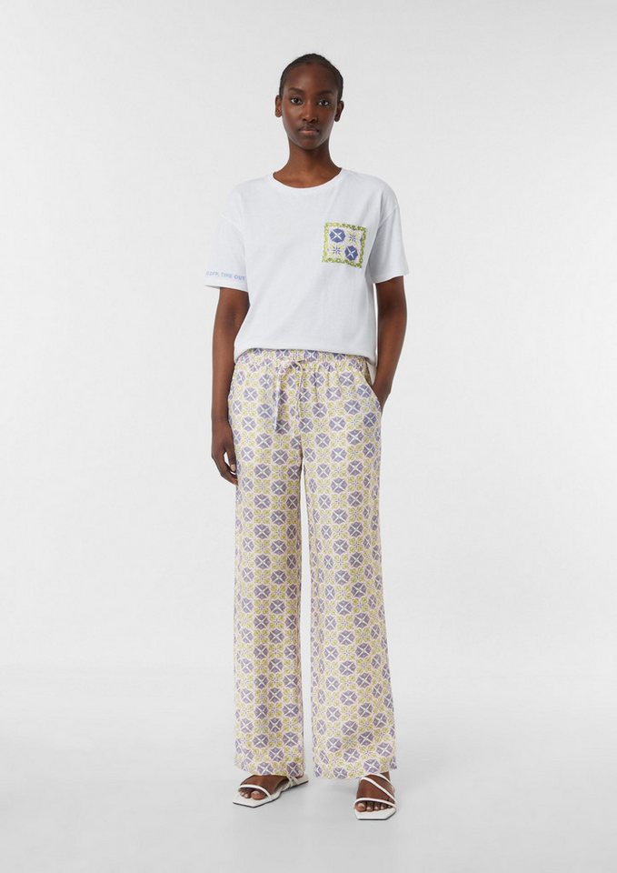 comma Chinos Hose Leichte Hose aus Viskosemix mit All-over-Print und Elastikbund von comma