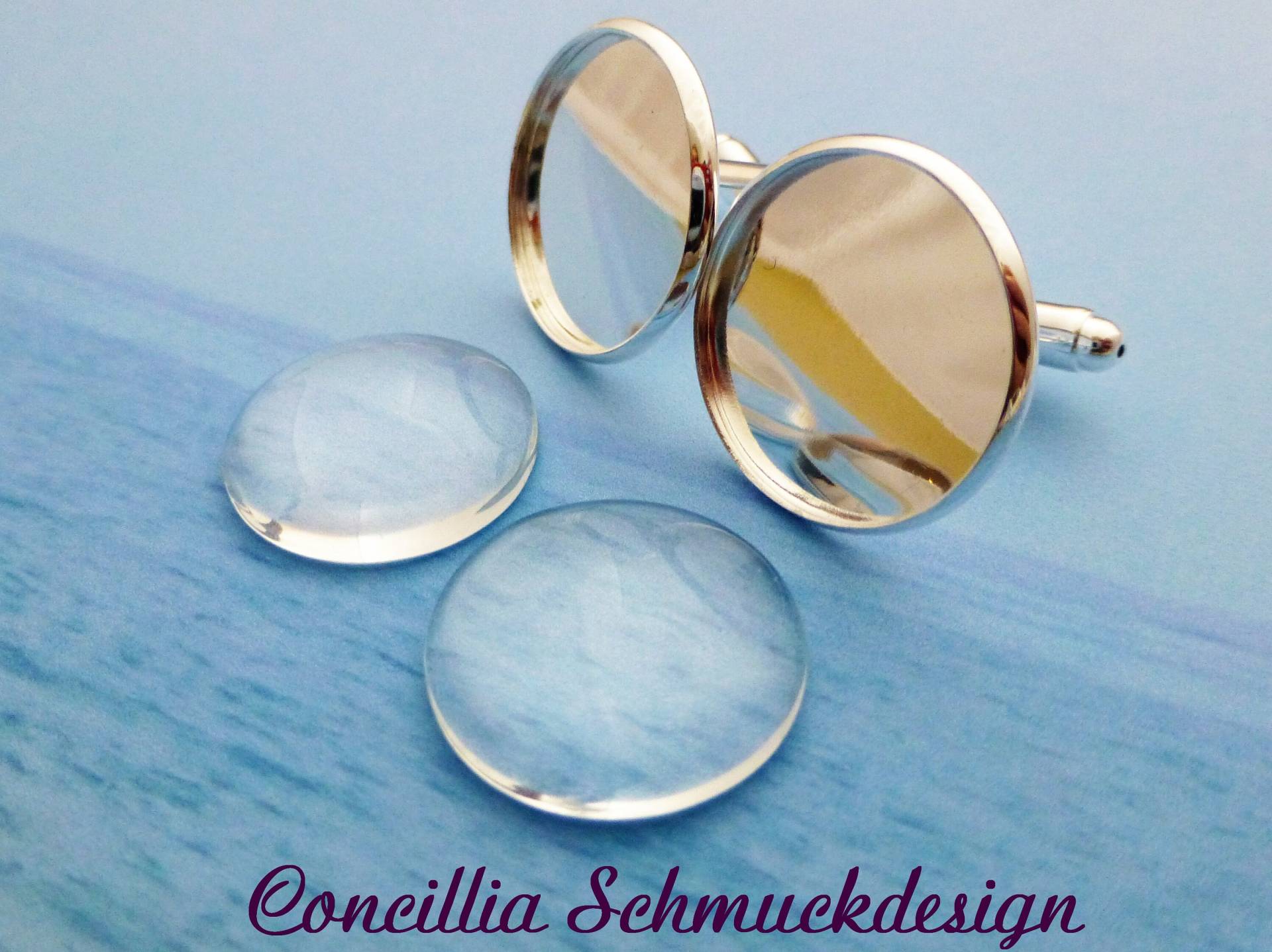 1 Paar Manschetten Rohlinge Mit Glascabochons 1 Paar Manschetten Rohlinge Mit Glascabochons von concilliadesign