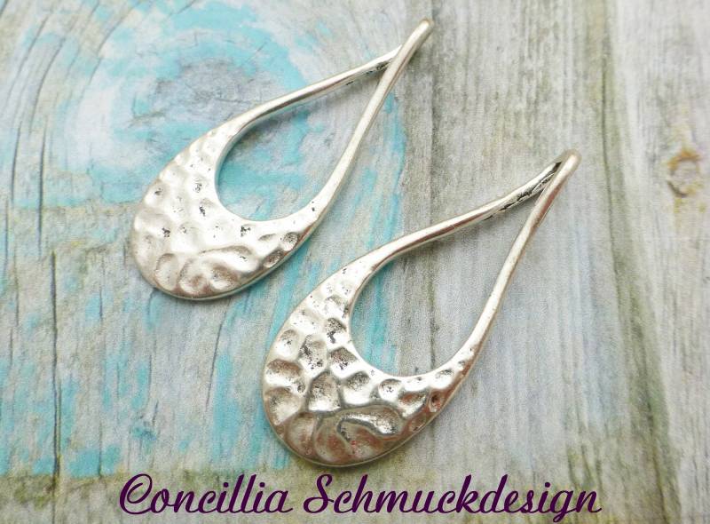 Anhänger Gehämmert Silberfarben von concilliadesign