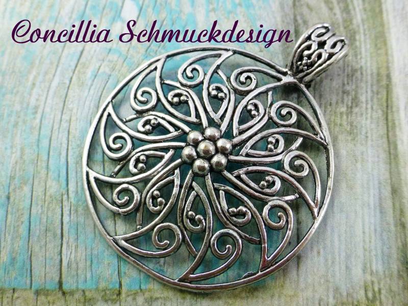 Anhänger Groß Blume Silberfarben von concilliadesign