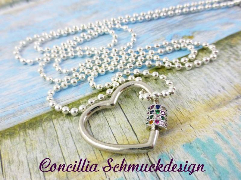 Anhänger Herz Mit Schloss An Versilberter Kugelkette von concilliadesign