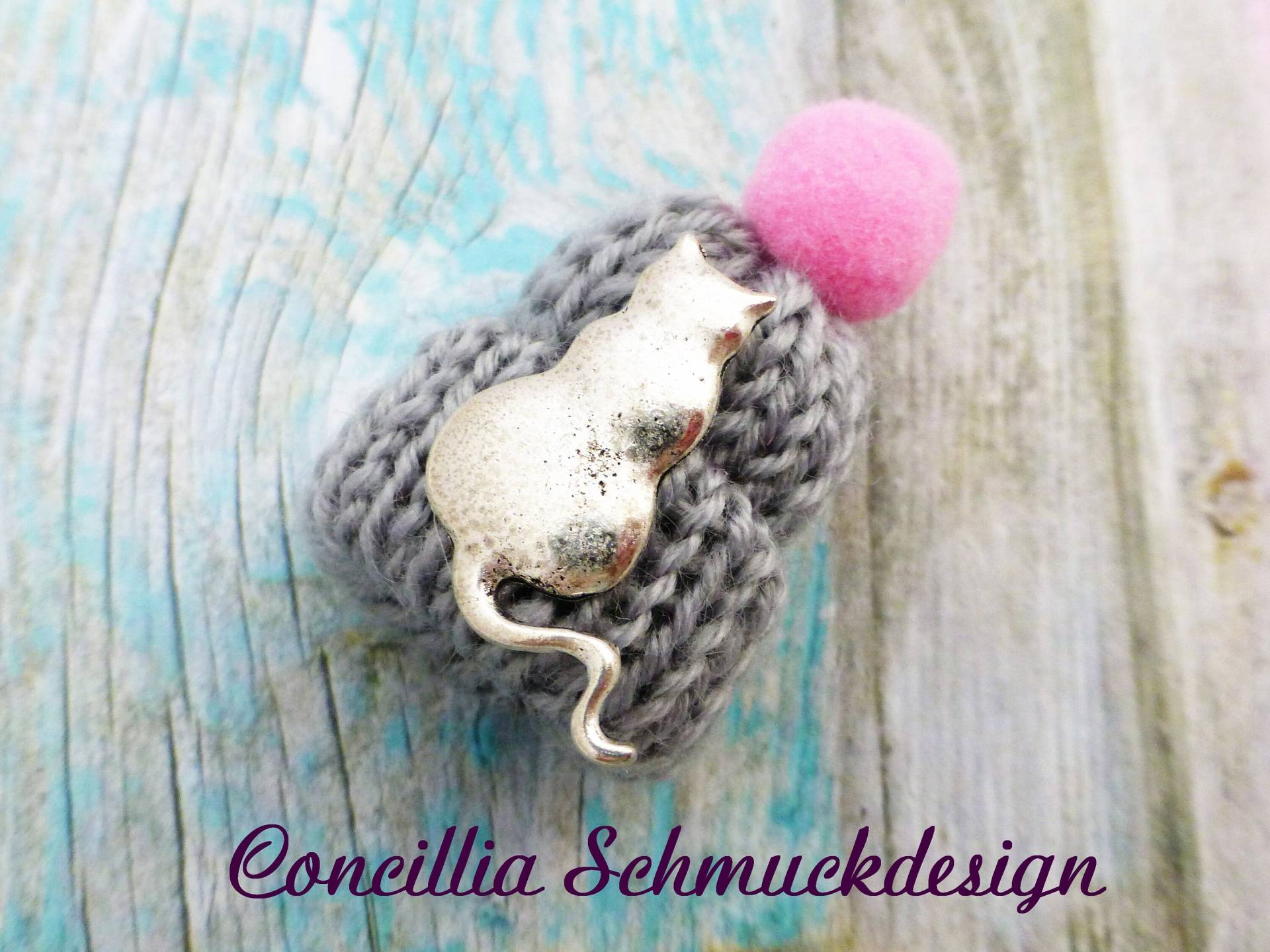 Brosche Mütze Mit Katze Brosche Mütze Mit Katze von concilliadesign