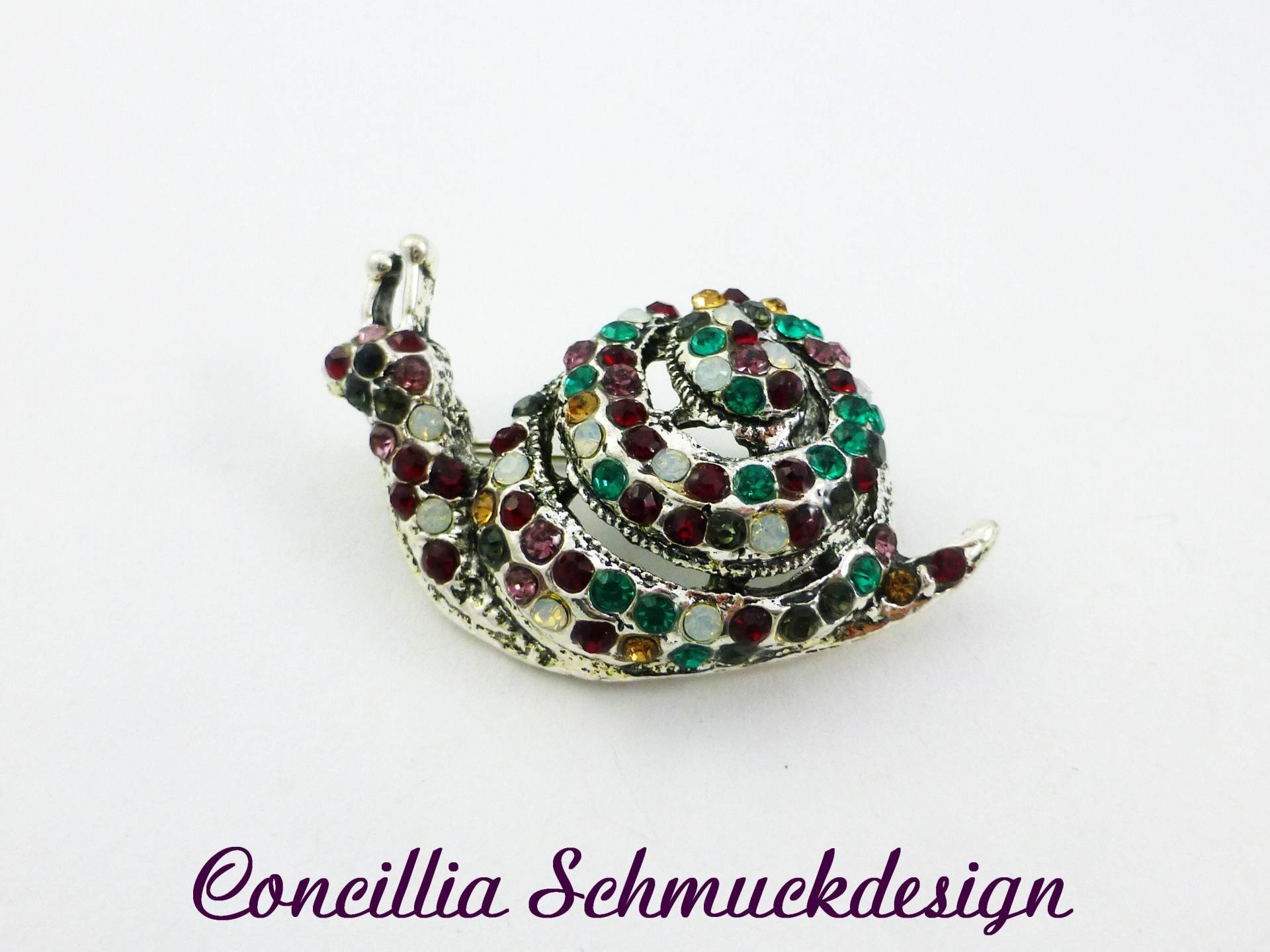 Brosche Schnecke Bunt Mit Glitzersteinen Brosche Schnecke Bunt Mit Glitzersteinen von concilliadesign