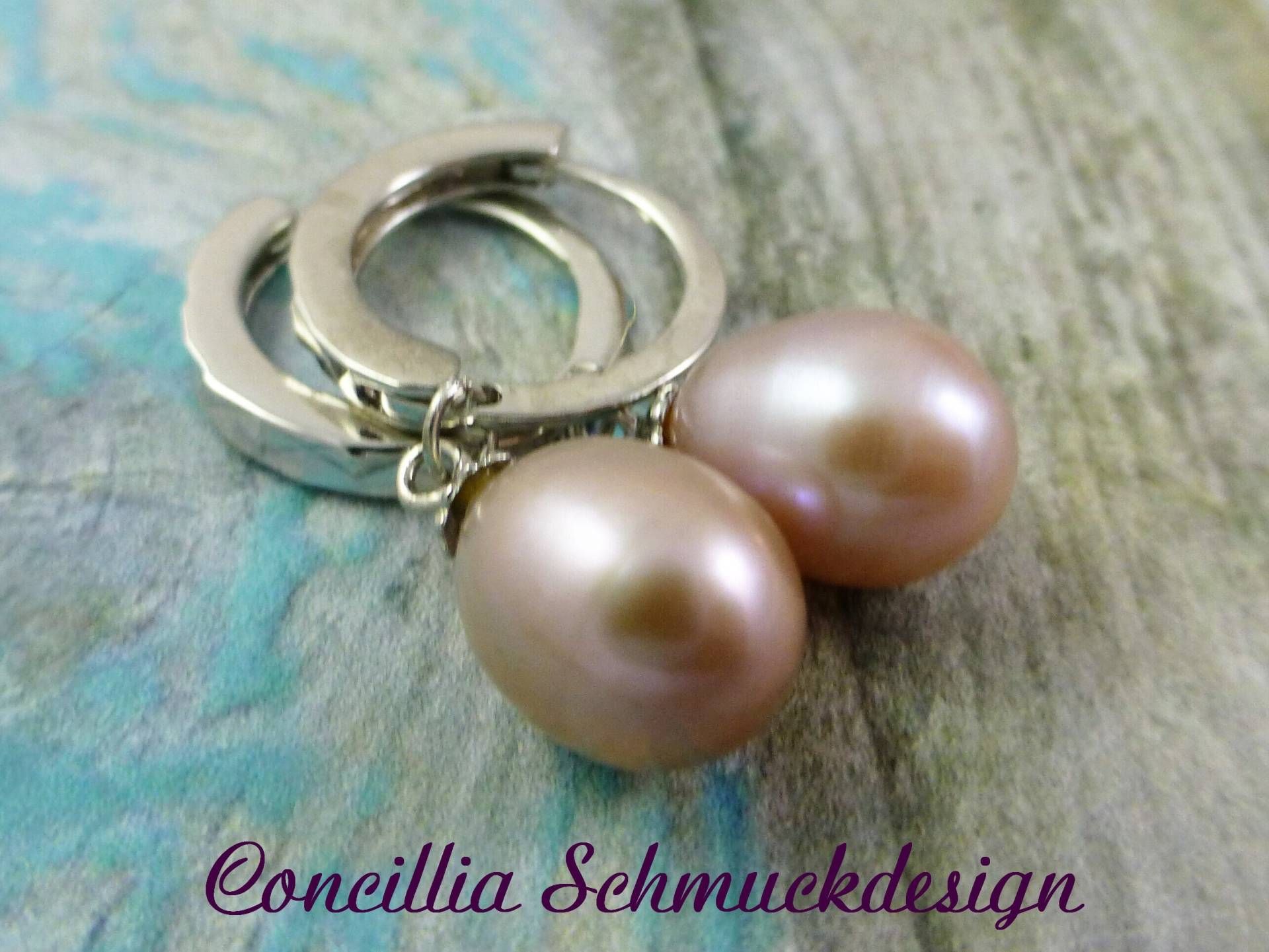 Creolen Süßwasserperlen Hellrosa von concilliadesign