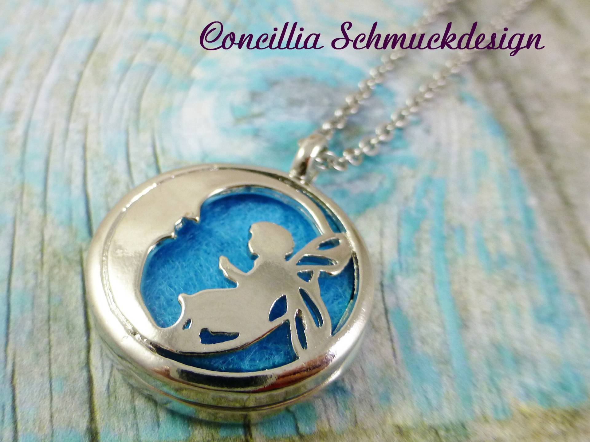 Edelstahl Aroma Medaillon Mondelfe von concilliadesign