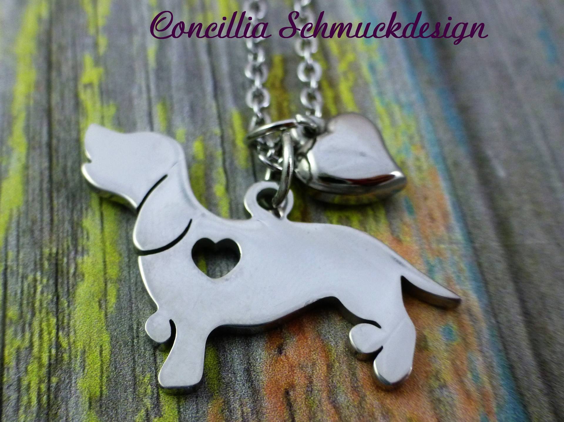 Edelstahl Kette Dackel Herz Silber von concilliadesign