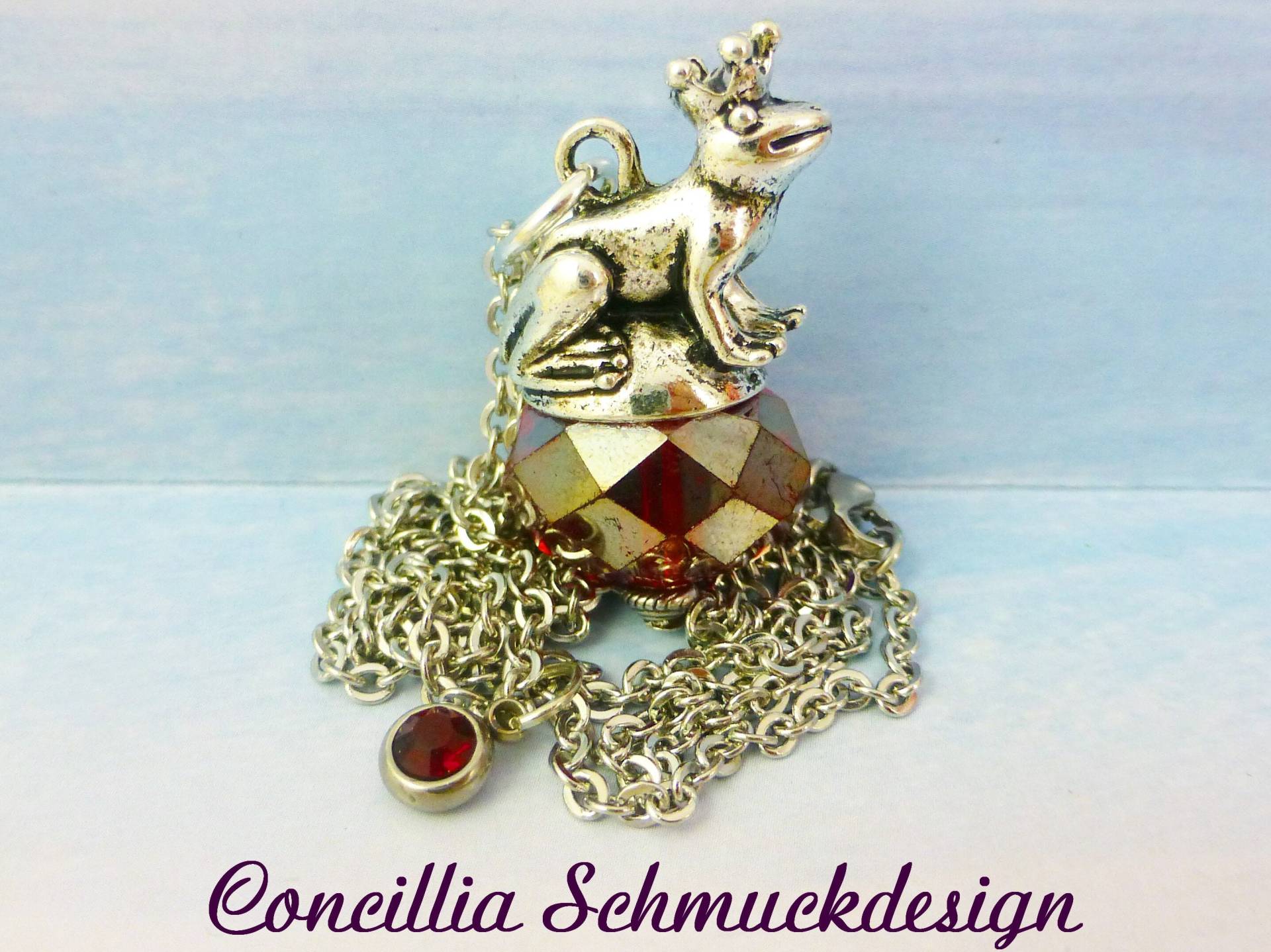 Froschprinz Auf Roter Kristallperle von concilliadesign