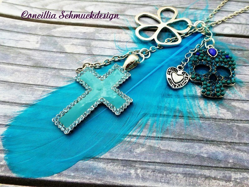 Hippiekette Lang Blau Feder Blume Skull Herz von concilliadesign