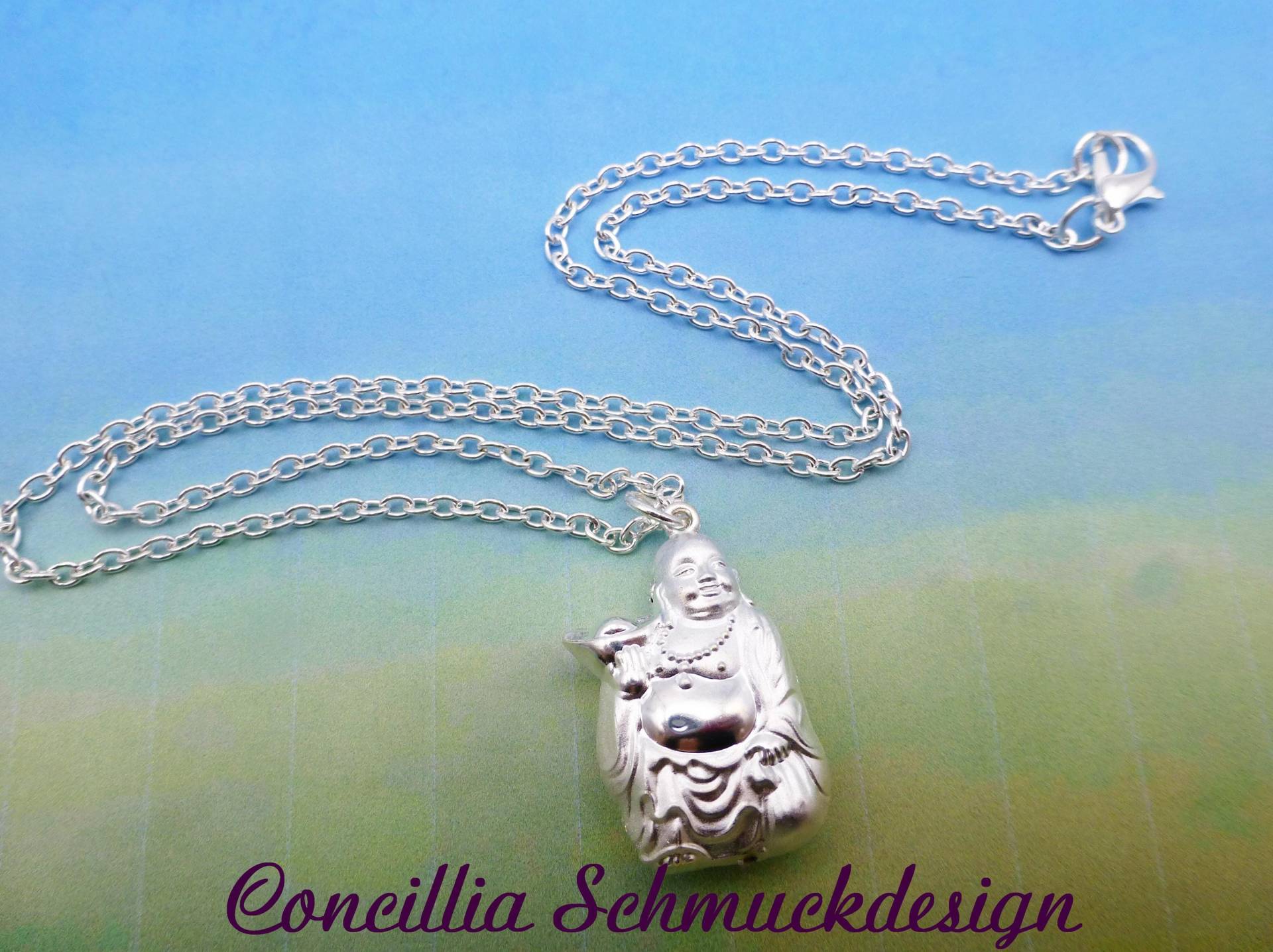 Kette Buddha Versilbert von concilliadesign