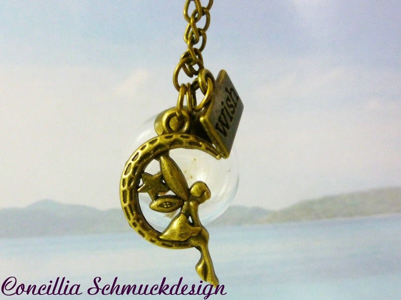 Kette Glaskugel Mit Pusteblume Und Elfe Bronze Kette Glaskugel Mit Pusteblume Und Elfe Bronze von concilliadesign