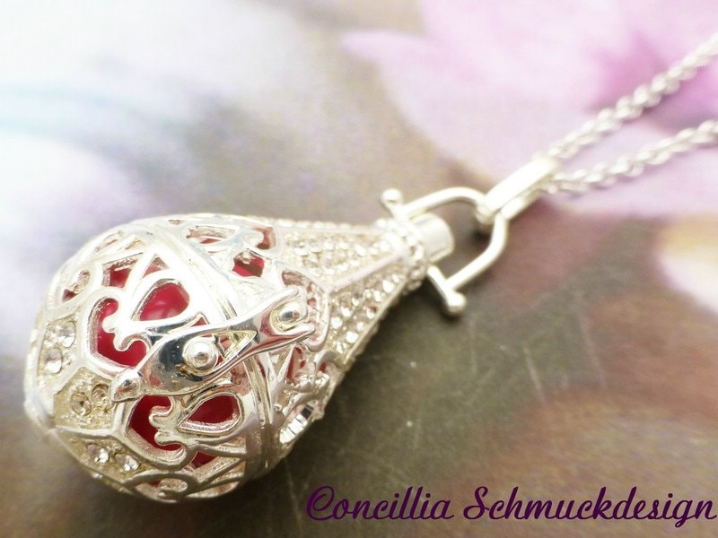 Kette Glitzer Tropfen Mit Pink von concilliadesign