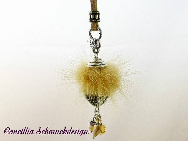 Kette Herz Puschel Beige von concilliadesign