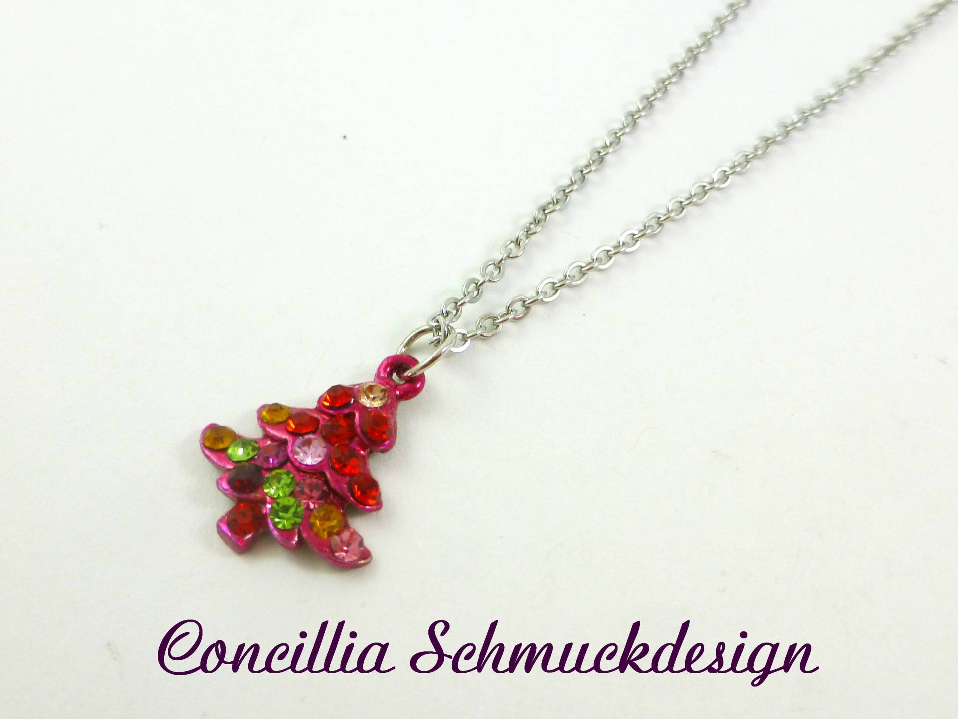 Kette Kleiner Weihnachtsbaum Pink Funkelnd von concilliadesign