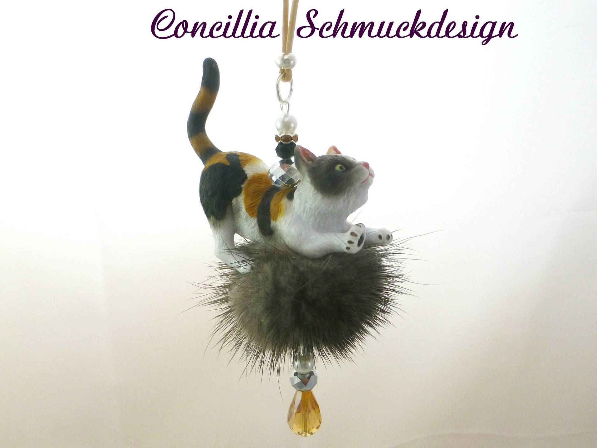 Kette Lang Katze Puschel Unikat von concilliadesign