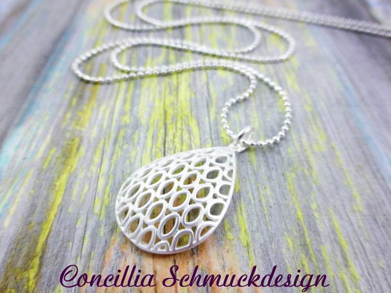 Kette Lang Tropfen Versilbert von concilliadesign