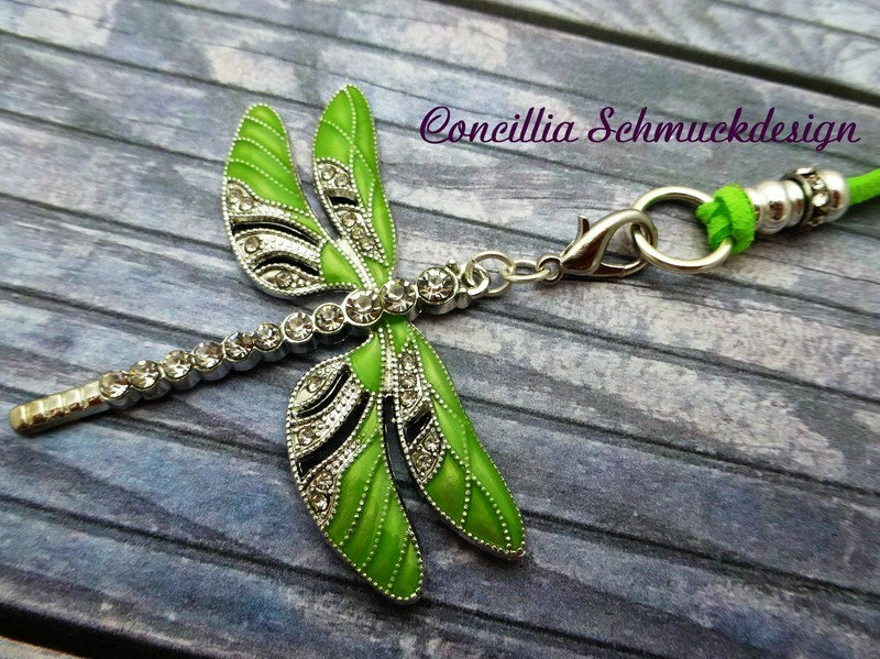 Kette Libelle Grün von concilliadesign