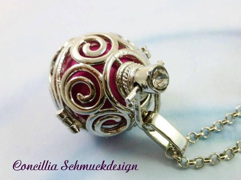 Kette Mit Klangkugel in Pink von concilliadesign