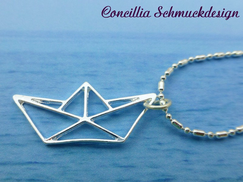Kette Origami Schiff von concilliadesign