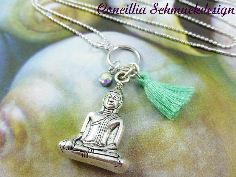 Kette Relax Buddha Versilberte Kugelkette von concilliadesign