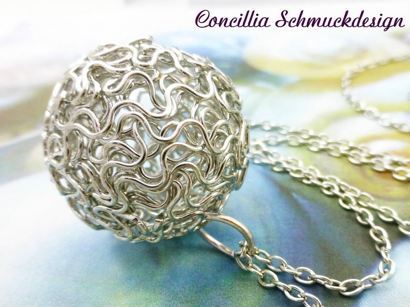 Kette Silberkugel von concilliadesign