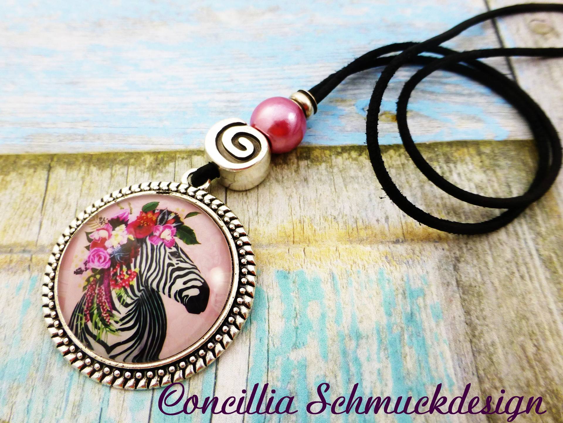 Kette Zebra von concilliadesign