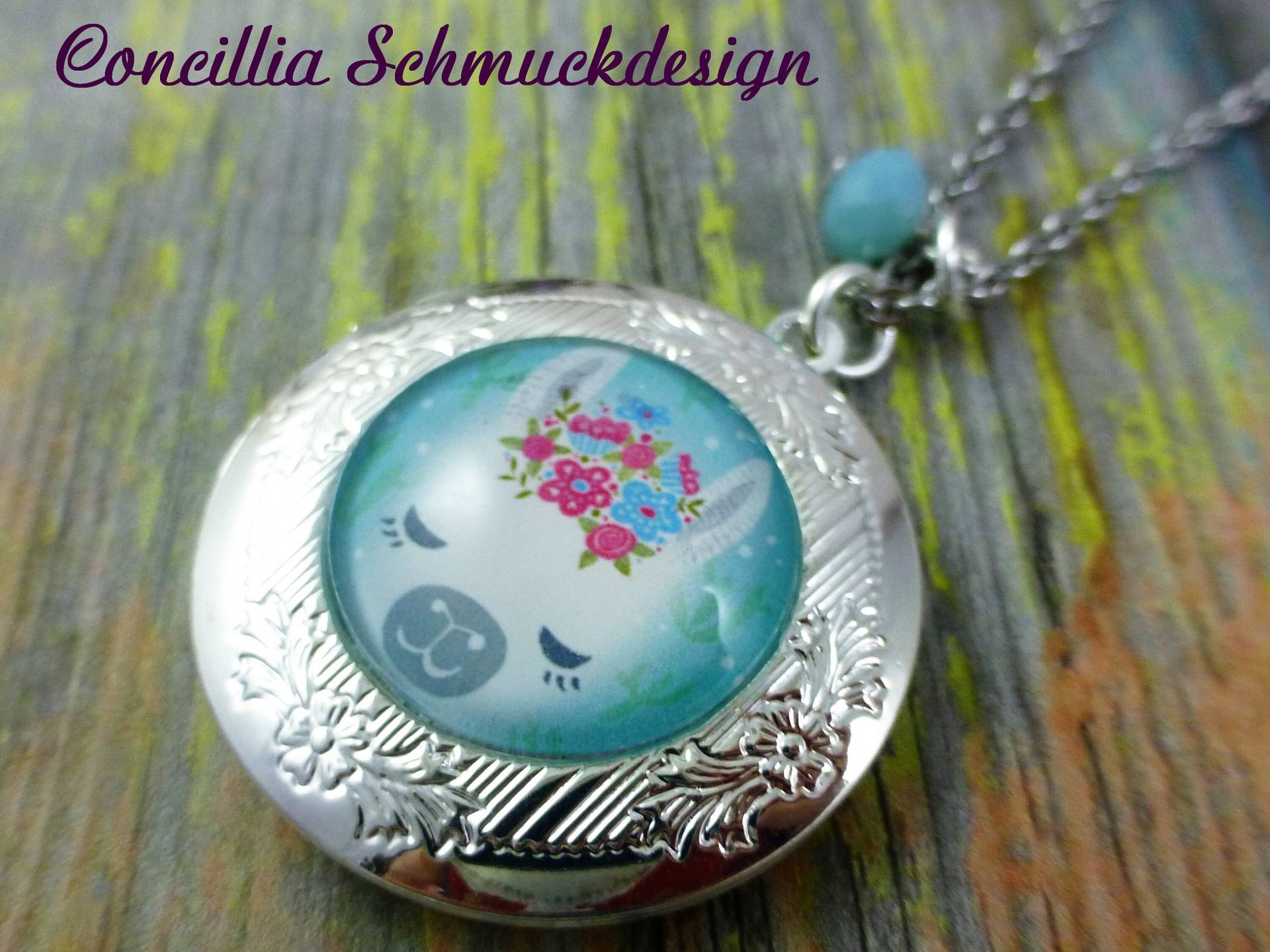 Medaillon Lama Blumen Aufklappbar Versilbert Kette Edelstahl von concilliadesign