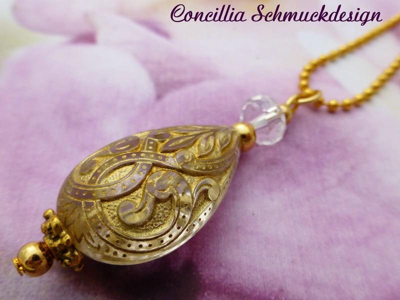 Nostalgie Kette Tropfen Gold Kristall von concilliadesign