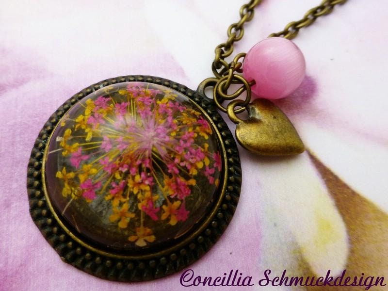 Nostalgiekette Blume Rosa Bronze von concilliadesign