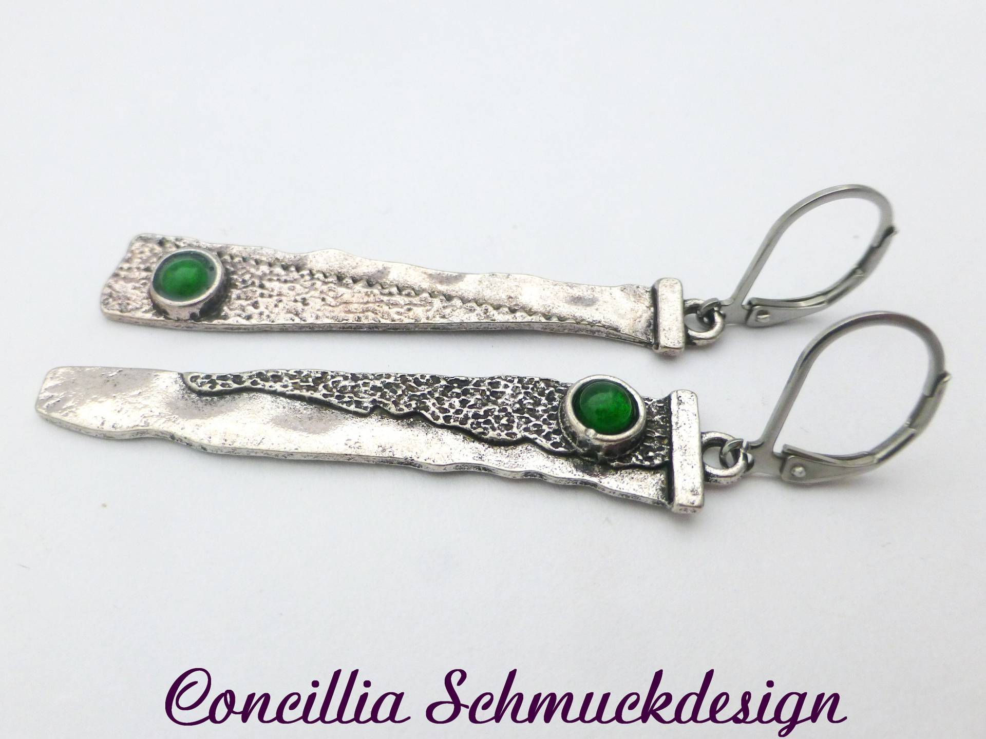 Ohringe Gehämmert Silberfarben Grün von concilliadesign