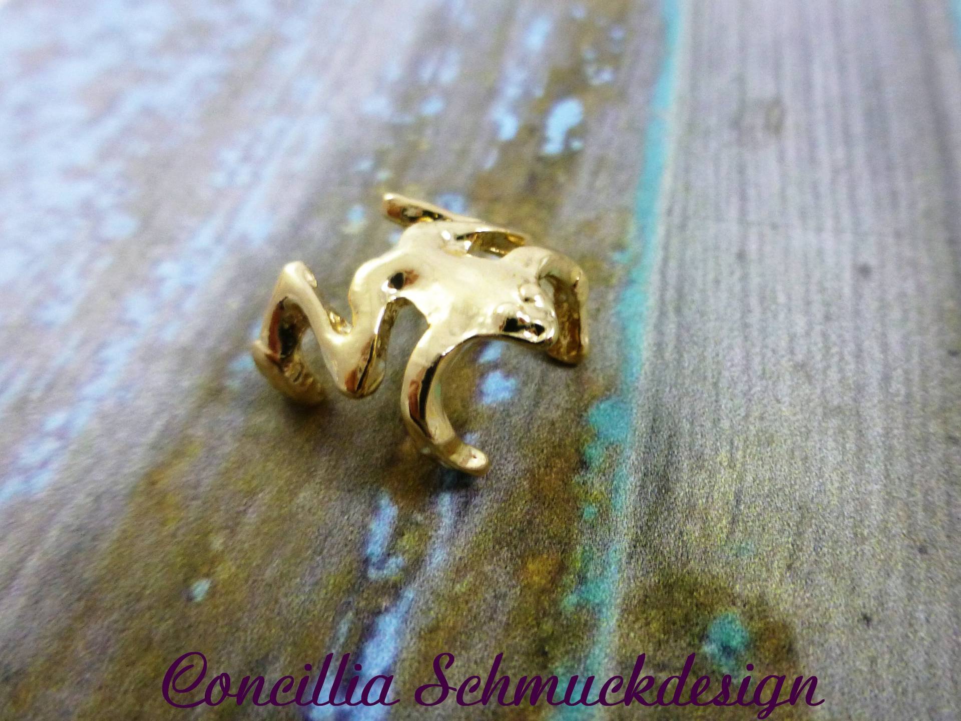 Ohrklammer Frosch Goldfarben von concilliadesign