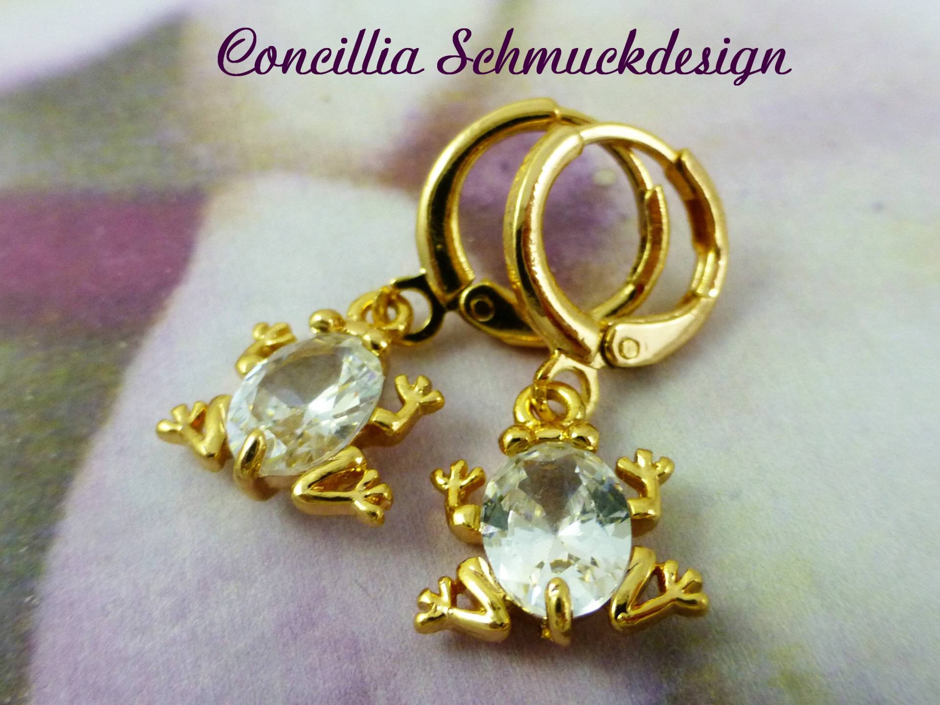 Ohrringe Frosch Vergoldet Zirkonia Mini Creolen von concilliadesign