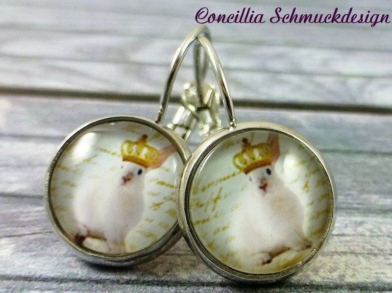 Ohrringe Hase Mit Krone Weiß von concilliadesign
