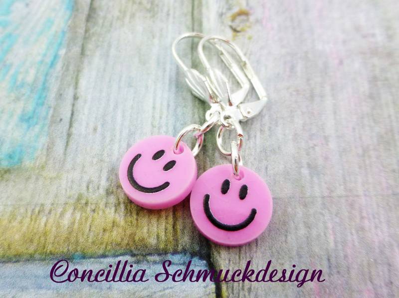 Ohrringe Lachendes Gesicht Pink von concilliadesign