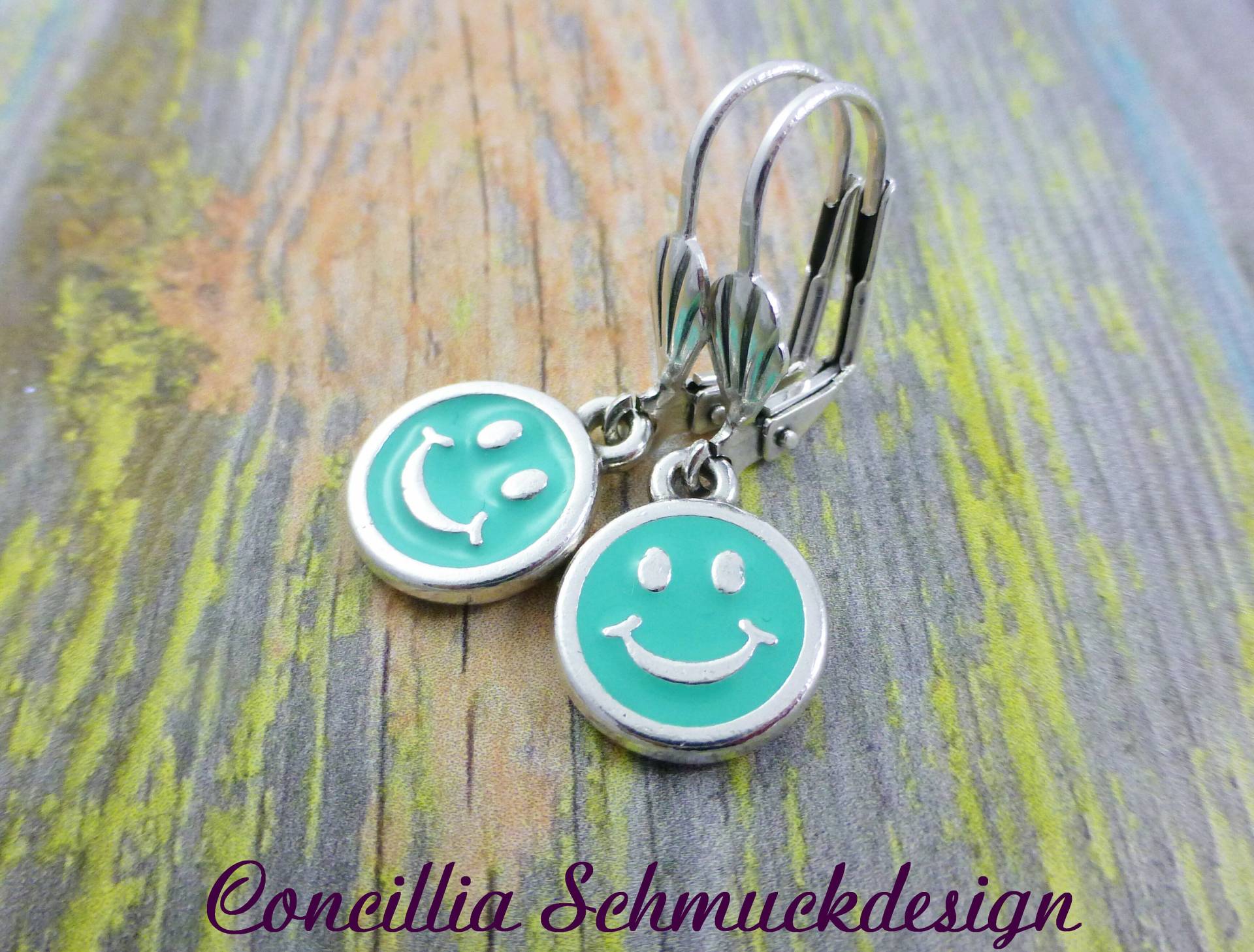 Ohrringe Lachendes Gesicht Türkis von concilliadesign