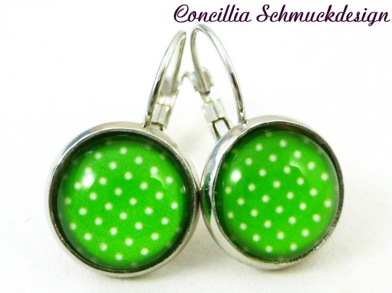 Ohrringe Punkte Grün Weiß von concilliadesign