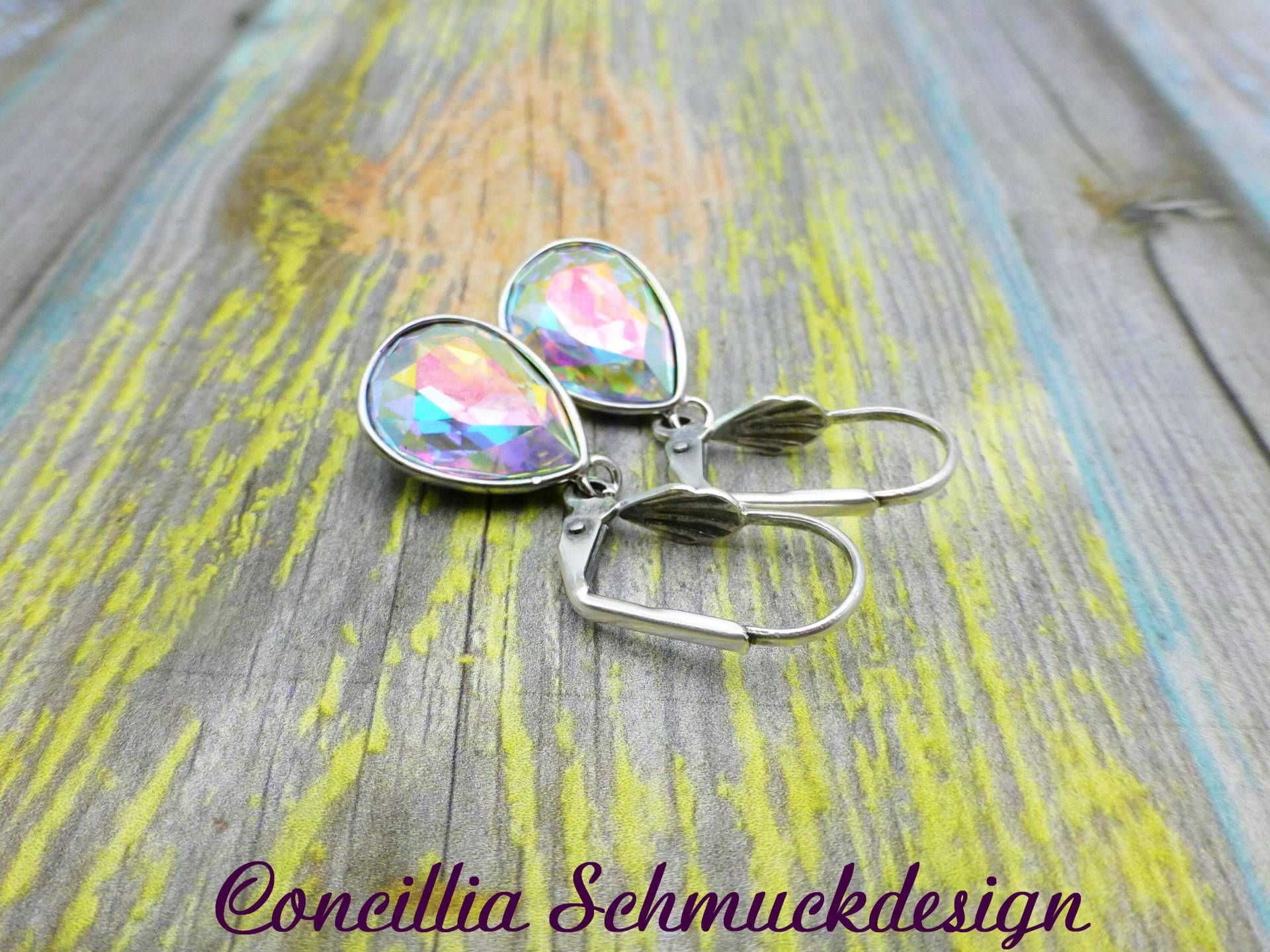 Ohrringe Tropfen Funkelnd Regenbogenfarben Ohrringe Tropfen Funkelnd Regenbogenfarben von concilliadesign