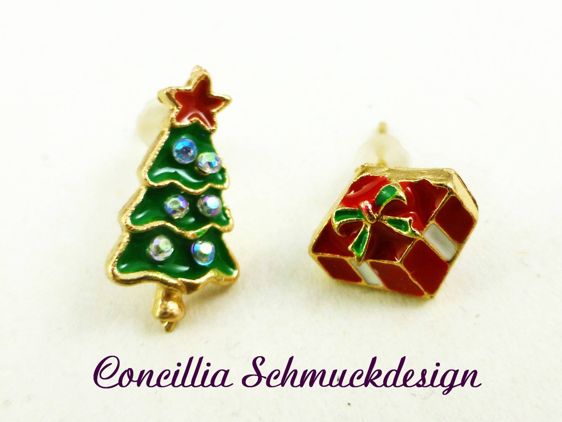 Ohrstecker Weihnachtsbaum Und Päckchen von concilliadesign