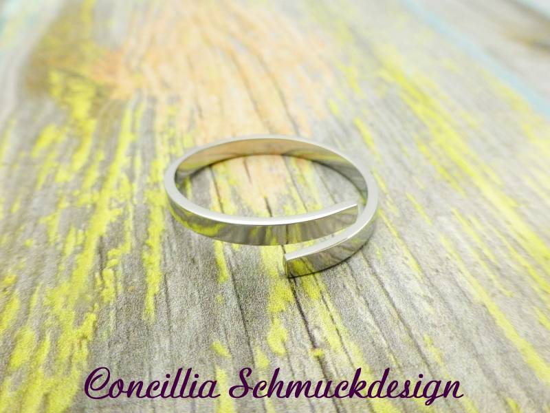 Ring Edelstahl Verstellbar Schlicht von concilliadesign