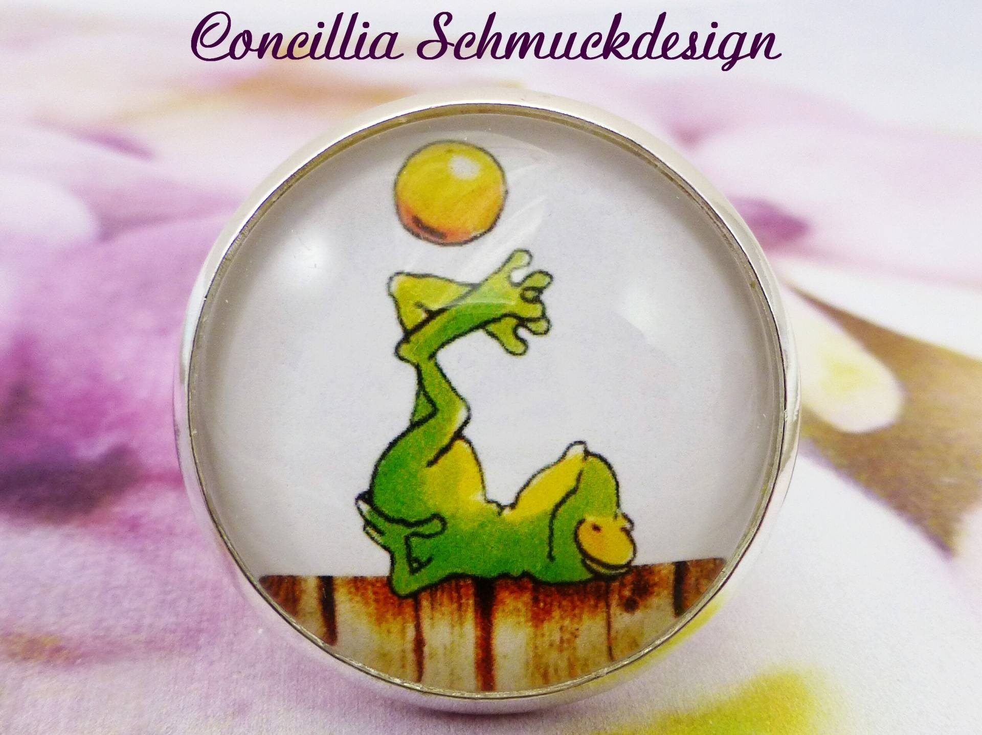 Ring Verstellbar Frosch Ball Cabochon von concilliadesign