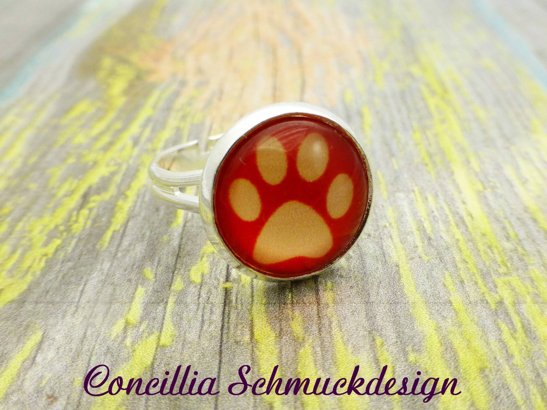 Ring Verstellbar Pfote Beige Rot von concilliadesign