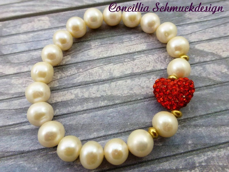 stretcharmband Perlen Mit Herz von concilliadesign