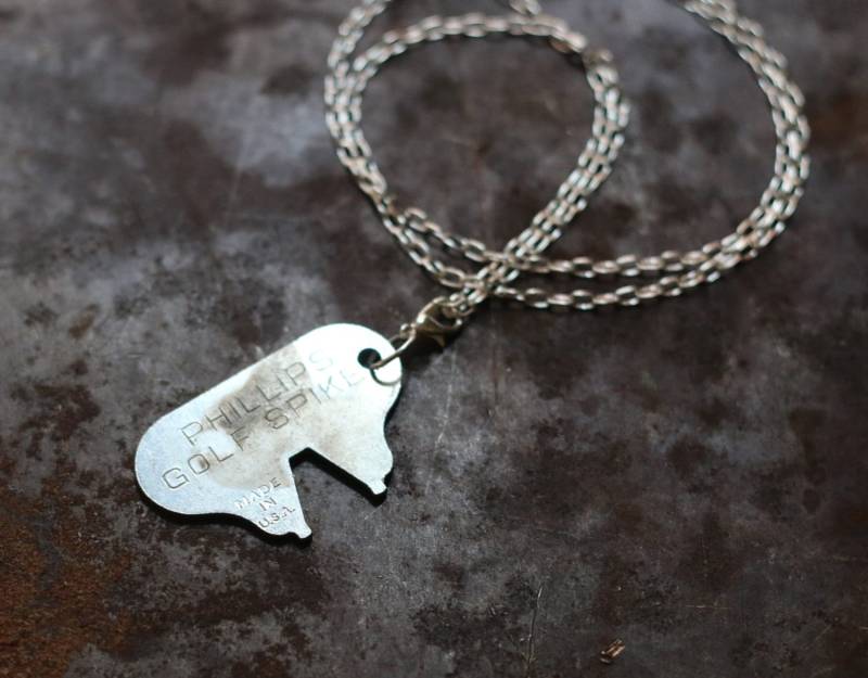 Vintage Phillips Golf Spike Divot Halskette von contrary