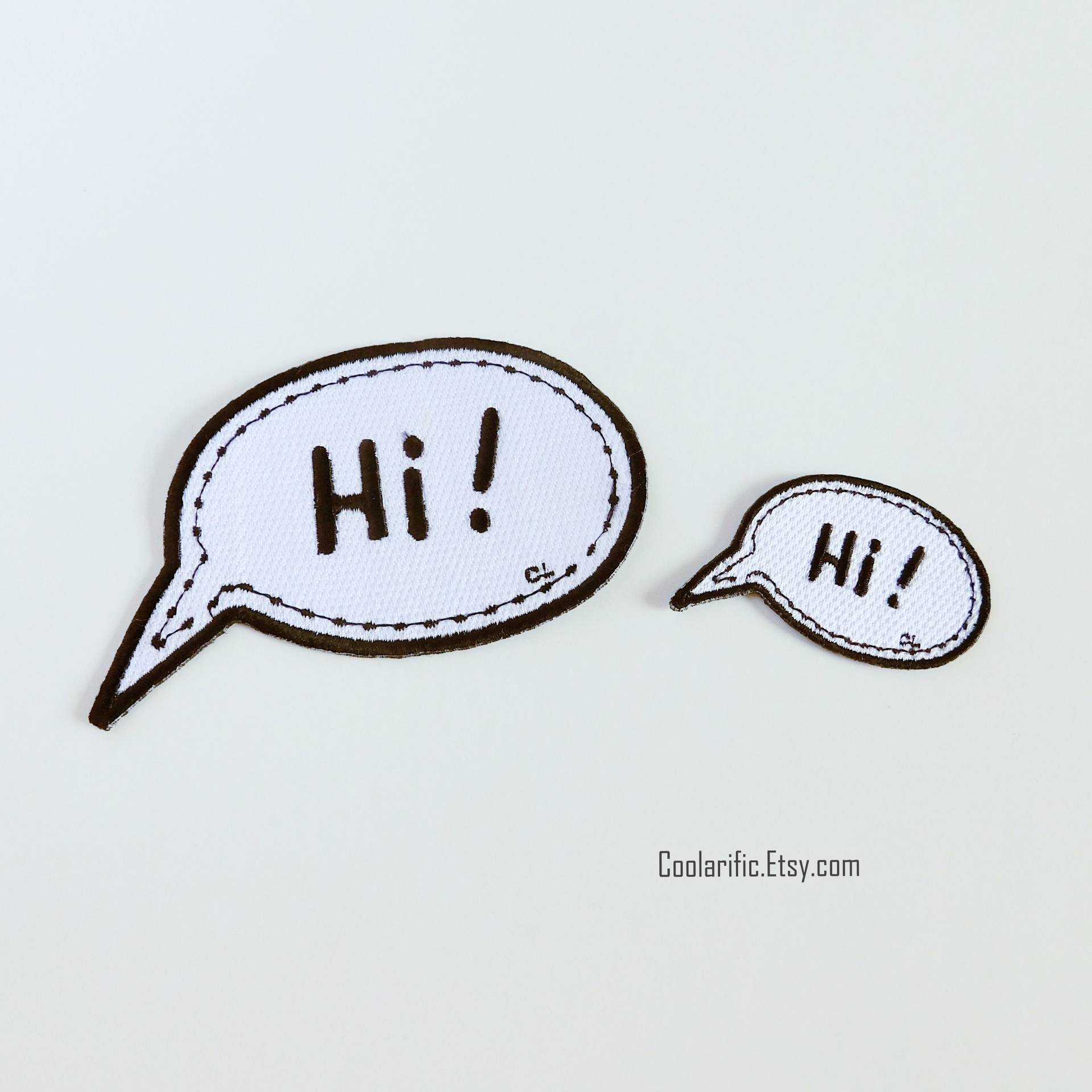 Hallo Sticker Aufnäher Comic Speech Bubble Embroidery von coolarific