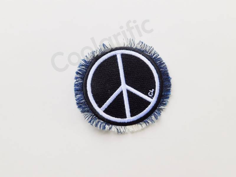 Peace Zeichen Sticker Aufnäher Bestickte Denim Applikation Mit Ausgefranstem Rand von coolarific